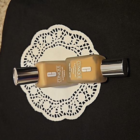 Clinique superbalanced makeup CN 40 cream chamois (VF) A90 - Picture 3 of 3
